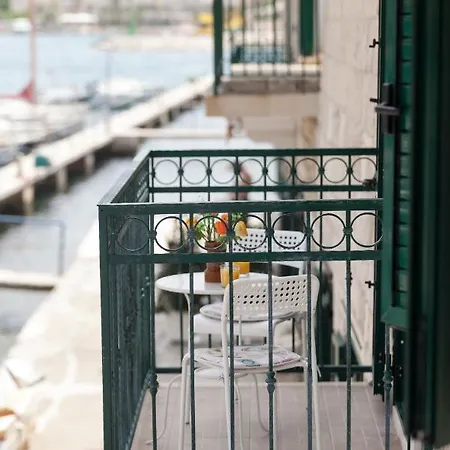 Apartament Bura 1