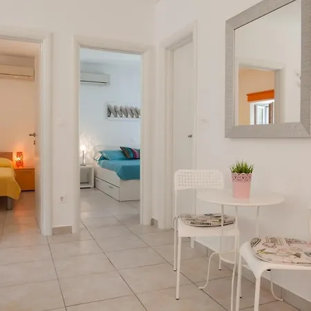Apartment Bura 1 Makarska