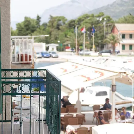 Bura 1 Apartment Makarska